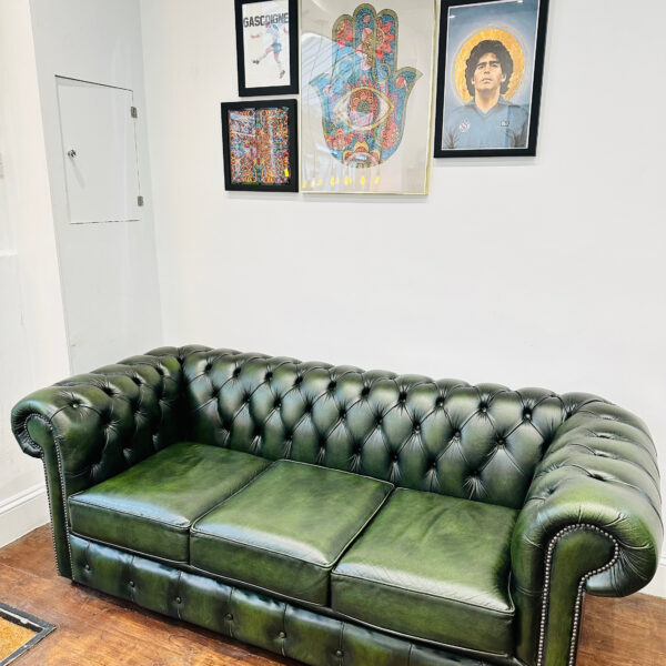 collusion barbers hitchin sofa waiting barbershop